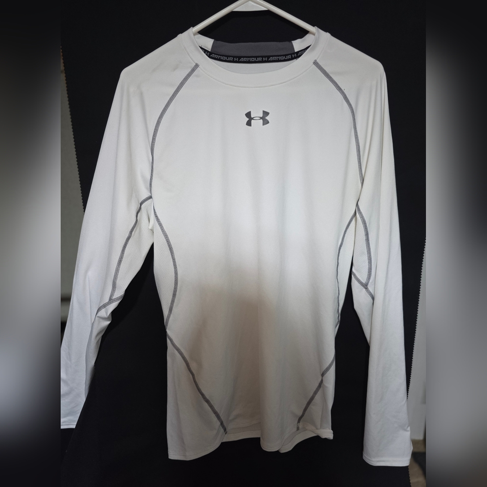 Under Armor Mens Long Sleeve Heatgear Shirt